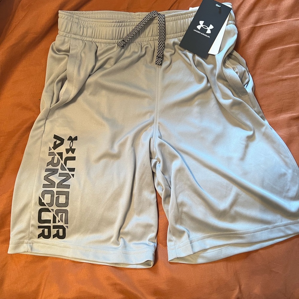 NWT! Gray & Black Under Armour Athletic Shorts
